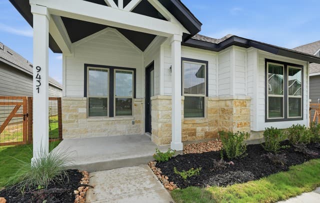 3-bedroom rental at 9431 Hidden Stone in Schertz, TX — photo 4