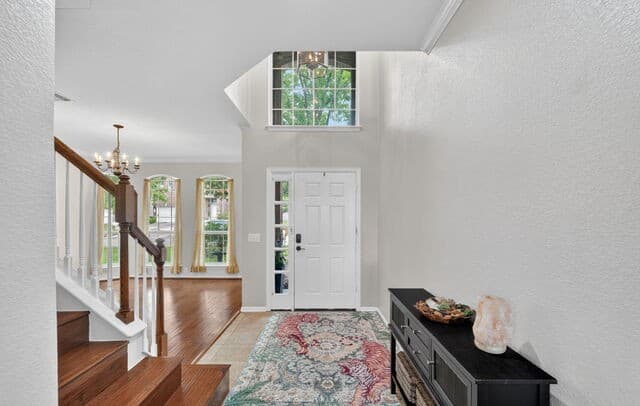 5-bedroom rental at 25019 Catalan Clf in San Antonio, TX — photo 5