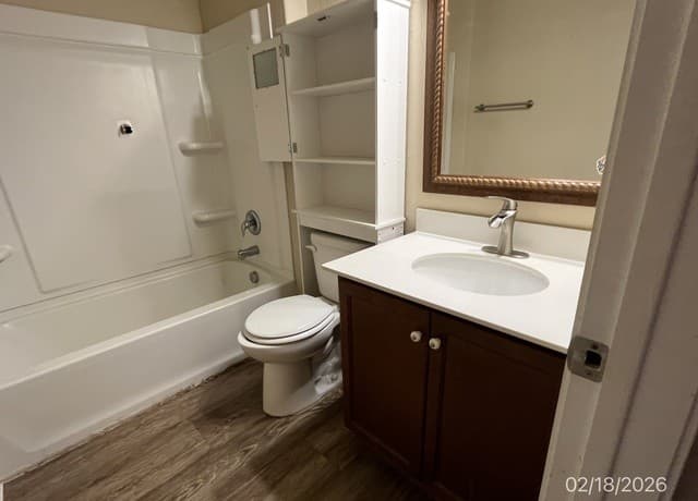 6-bedroom rental at 423 Rustic Willow in Selma, TX — photo 5