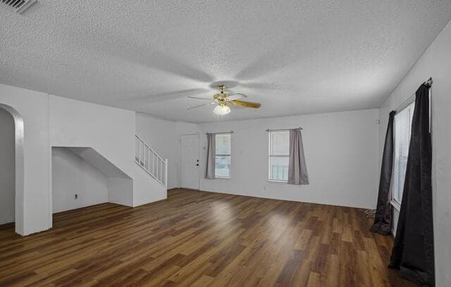 4-bedroom rental at 7554 Foss Mdws in San Antonio, TX — photo 4
