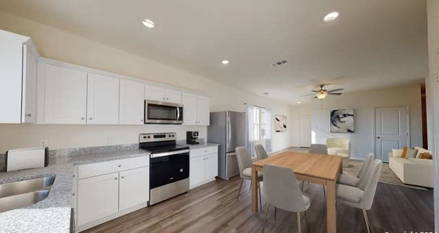 3-bedroom rental at 847 Middlebury Farms in San Antonio, TX — photo 3