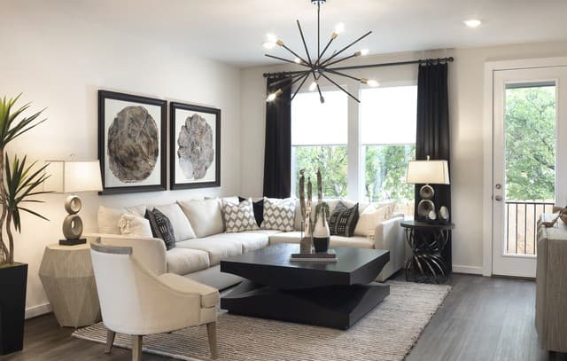 4-bedroom rental at 6023 Calgary Park in San Antonio, TX — photo 5