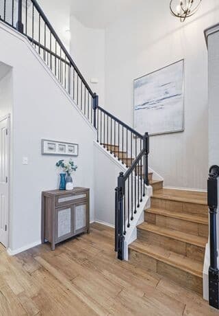 5-bedroom rental at 10618 Clover Cyn in Helotes, TX — photo 4