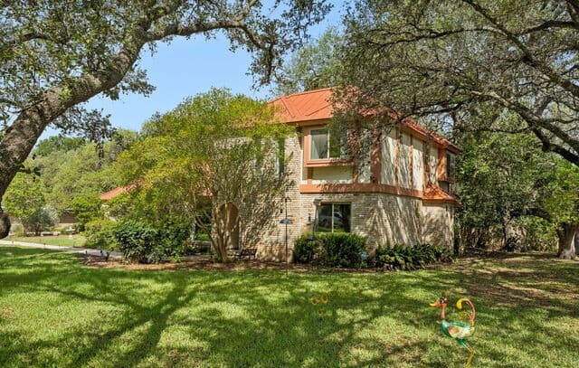 4-bedroom rental at 109 Long Bow Rd in Shavano Park, TX — photo 1
