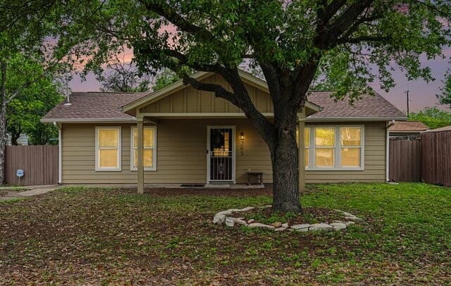2-bedroom rental at 205 Balcones Heights Rd in Balcones Heights, TX — photo 1