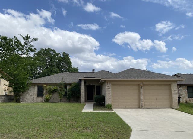 3-bedroom rental at 5842 Spring Vly in San Antonio, TX — photo 1