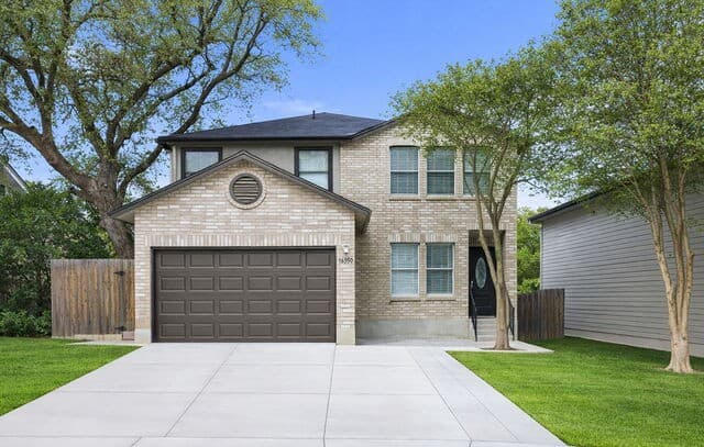 3-bedroom rental at 16550 Alwick Ln in San Antonio, TX — photo 2