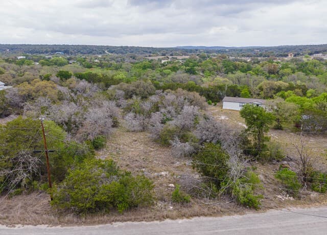 rental at 223 Bluff View Dr in Spring Branch, TX — photo 5