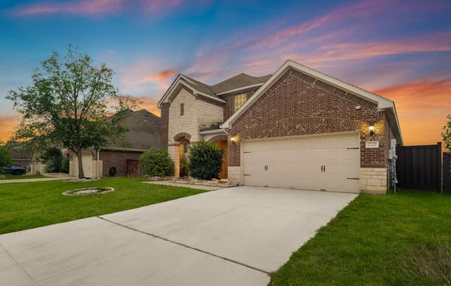 4-bedroom rental at 2727 Running Fawn in San Antonio, TX — photo 2
