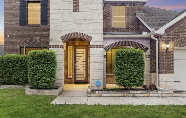 4-bedroom rental at 2727 Running Fawn in San Antonio, TX — photo 4