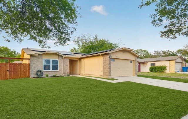 3-bedroom rental at 5827 Sun Bay in San Antonio, TX — photo 3
