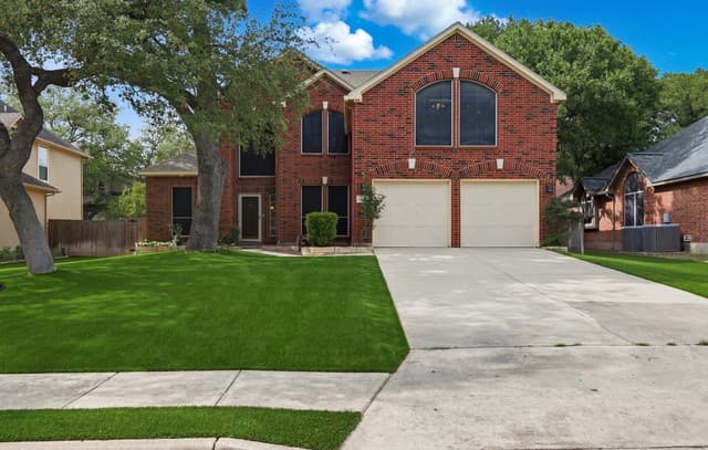 4-bedroom rental at 487 Covered Bridge in Schertz, TX — photo 3