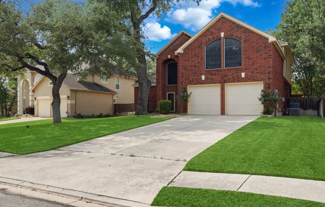 4-bedroom rental at 487 Covered Bridge in Schertz, TX — photo 5
