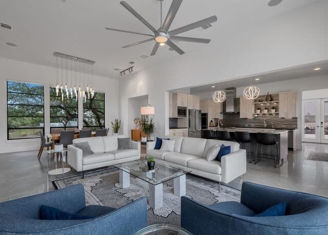 4-bedroom rental at 10206 Nina Ridge in San Antonio, TX — photo 2