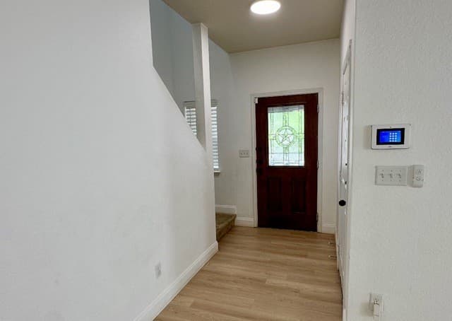 4-bedroom rental at 443 Harvest Pt in Schertz, TX — photo 2