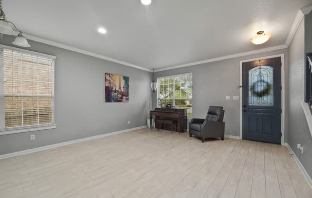4-bedroom rental at 4618 Manitou Bay in San Antonio, TX — photo 5