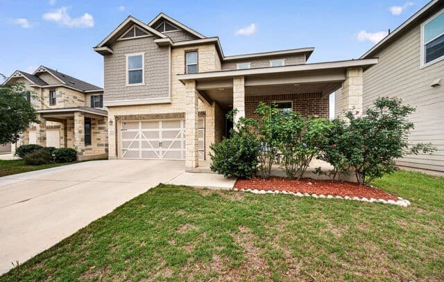 3-bedroom rental at 8216 Victory Cv in San Antonio, TX — photo 1