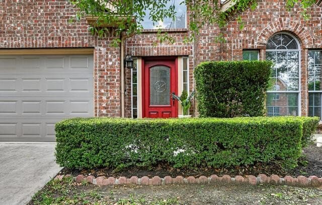 4-bedroom rental at 1235 Ganton in San Antonio, TX — photo 2