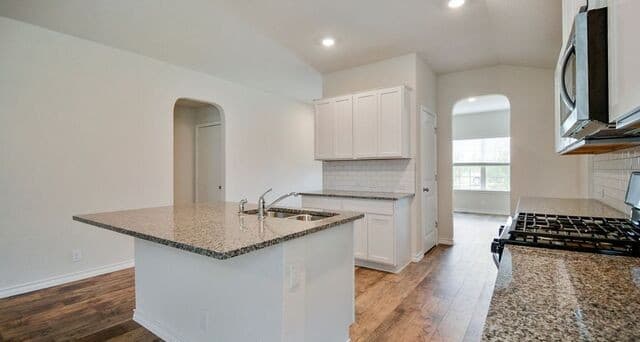 3-bedroom rental at 14751 Pearl Flats in San Antonio, TX — photo 4