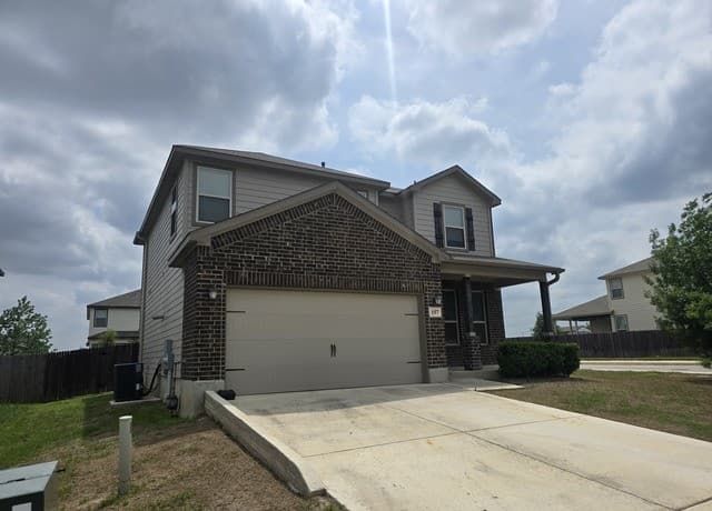 3-bedroom rental at 157 Fawn Trace in San Antonio, TX — photo 3