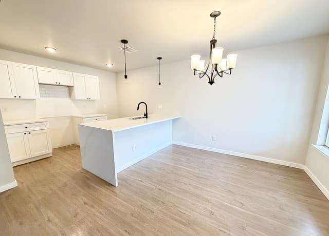 3-bedroom rental at 3434 Stoney Dawn in San Antonio, TX — photo 4