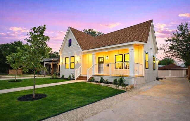 3-bedroom rental at 506 Haggin St in San Antonio, TX — photo 3