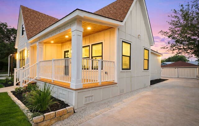 3-bedroom rental at 506 Haggin St in San Antonio, TX — photo 4