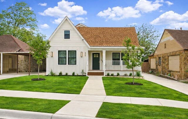 3-bedroom rental at 506 Haggin St in San Antonio, TX — photo 5