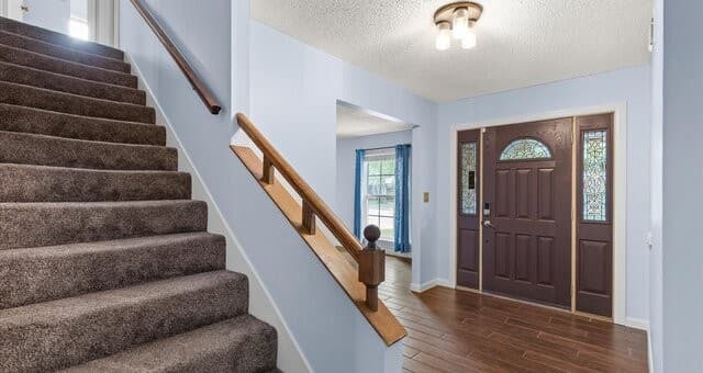 4-bedroom rental at 8338 Delphian Dr in Universal City, TX — photo 4