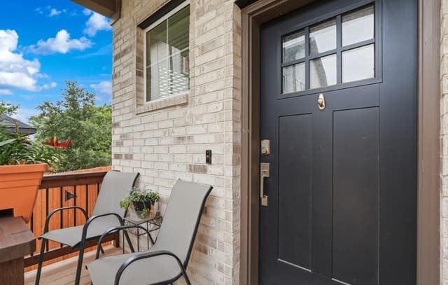 3-bedroom rental at 9227 Stillwater Pass in San Antonio, TX — photo 4