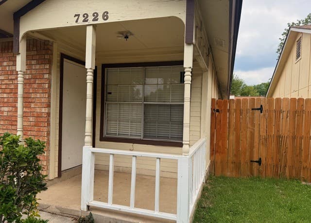 3-bedroom rental at 7226 Lansbury Dr in San Antonio, TX — photo 3
