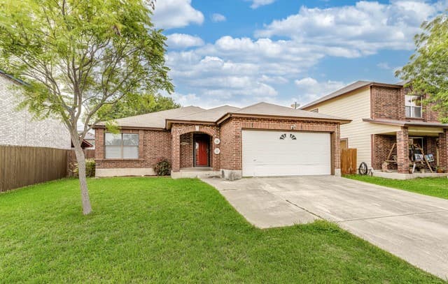 3-bedroom rental at 7039 Mary Todd in San Antonio, TX — photo 1