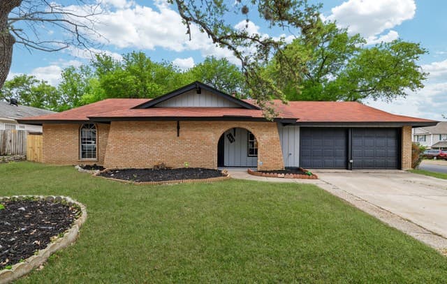 3-bedroom rental at 4302 Shallow Water in San Antonio, TX — photo 1