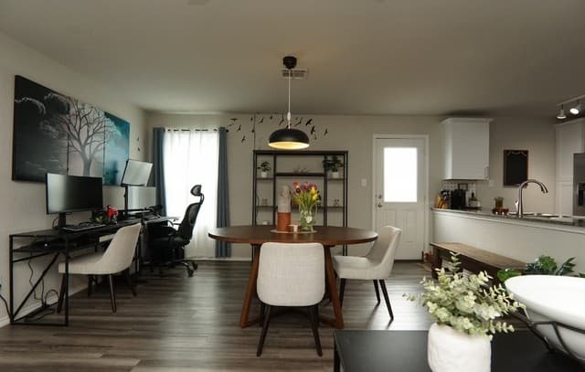 3-bedroom rental at 4231 Mesa Cv in San Antonio, TX — photo 4