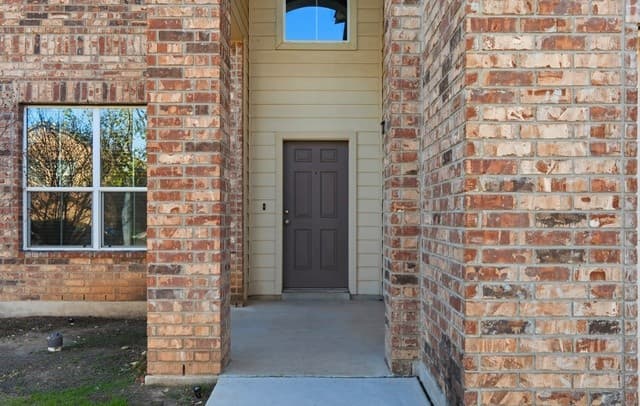 4-bedroom rental at 13426 Colorado Parke in San Antonio, TX — photo 4