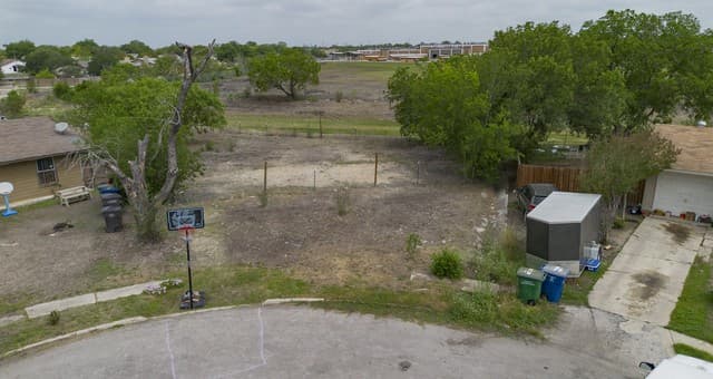 rental at 5803 Kim Valley St in San Antonio, TX — photo 1