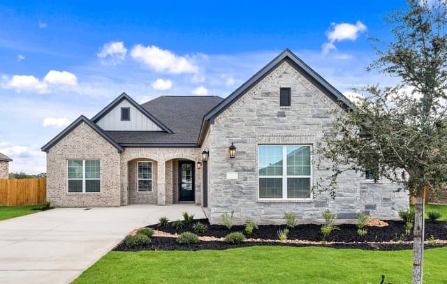3-bedroom rental at 191 Azalea Aly in Castroville, TX — photo 1