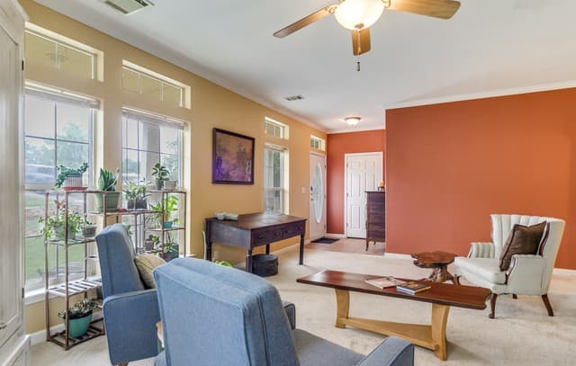 3-bedroom rental at 5 Fm 473 in Comfort, TX — photo 4