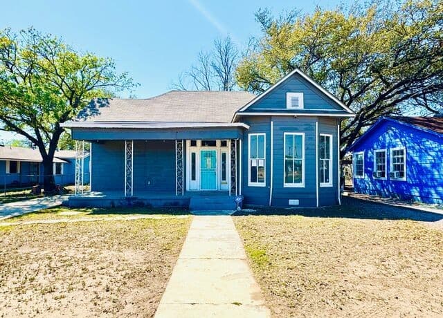 3-bedroom rental at 614 Cumberland Rd in San Antonio, TX — photo 1