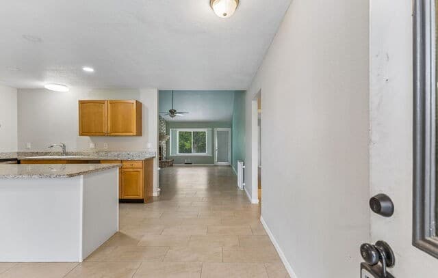 3-bedroom rental at 4414 Spiral Crk in San Antonio, TX — photo 3