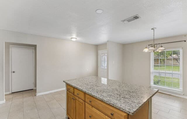 3-bedroom rental at 4414 Spiral Crk in San Antonio, TX — photo 5