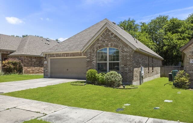 Home for sale at 369 Derby Dr in Boerne, TX — photo 4