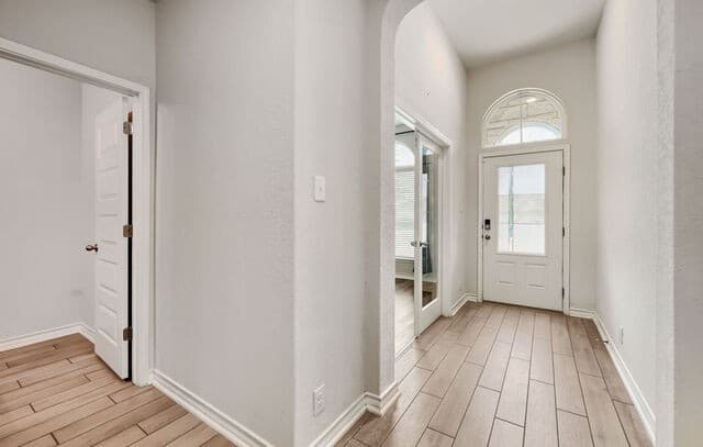 4-bedroom rental at 9602 Bicknell Sedge in San Antonio, TX — photo 3