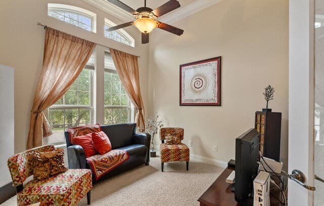5-bedroom rental at 1019 Olivia Vw in San Antonio, TX — photo 4