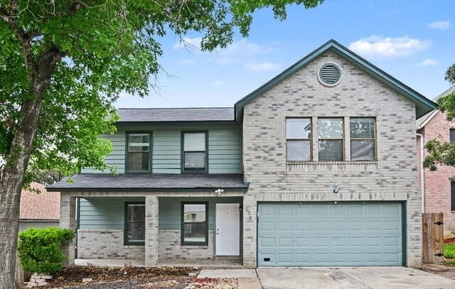 4-bedroom rental at 10215 Arbor Blf in San Antonio, TX — photo 1