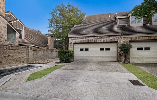 3-bedroom rental at 4402 Bending Oak in San Antonio, TX — photo 2