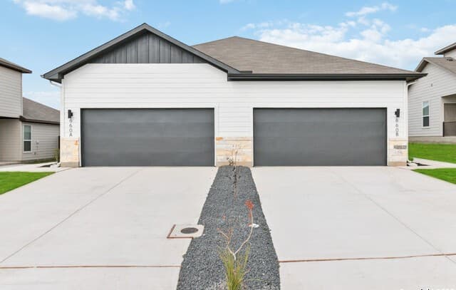 rental at 5111 Cindy Branch in San Antonio, TX — photo 1