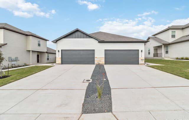 rental at 5111 Cindy Branch in San Antonio, TX — photo 2