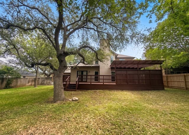 4-bedroom rental at 15626 Dove Meadow St in San Antonio, TX — photo 5
