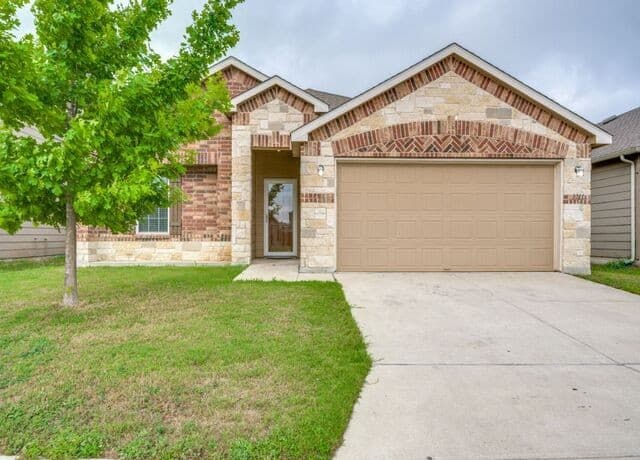 3-bedroom rental at 3711 Indian Hls in Schertz, TX — photo 2